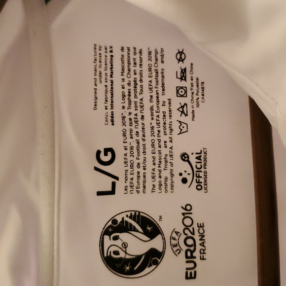 England , Euro , 2016 jacket ..very stylish nice with pair of jeans - Picture 2 of 4